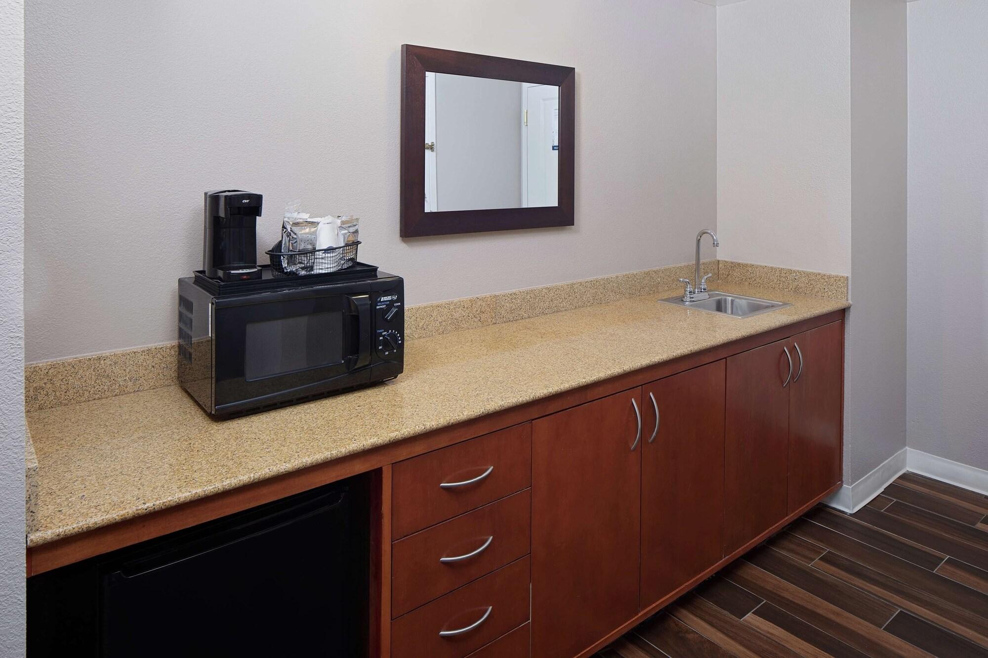 Hampton Inn Louisville Downtown Dış mekan fotoğraf