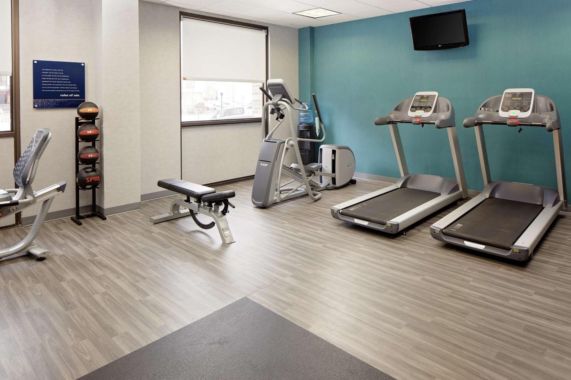Hampton Inn Louisville Downtown Dış mekan fotoğraf