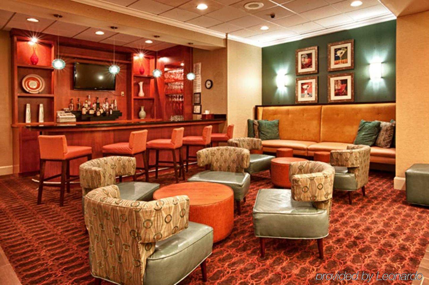Hampton Inn Louisville Downtown Restoran fotoğraf